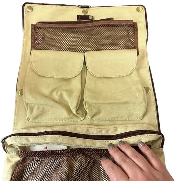 Red Envelope Luxury Leather Excursion Travel Toiletries roll Case - Picture 2 of 6